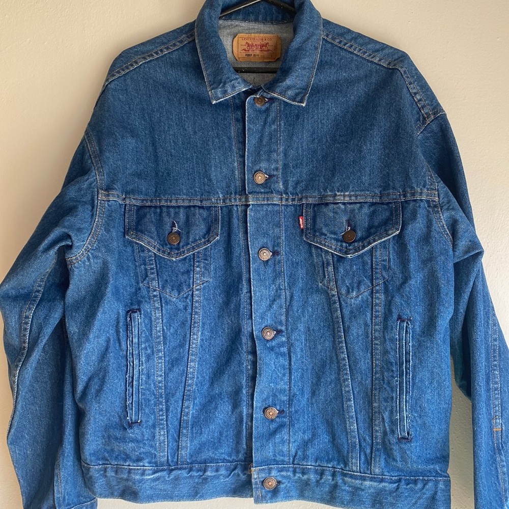 Rare Authentic Vintage Levi’s Denim Jacket Trucker Style. Made in USA